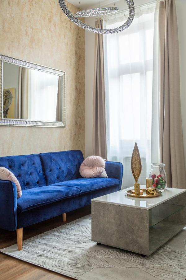 Explore Budapest From A Luxurious Cozy Apartment Экстерьер фото