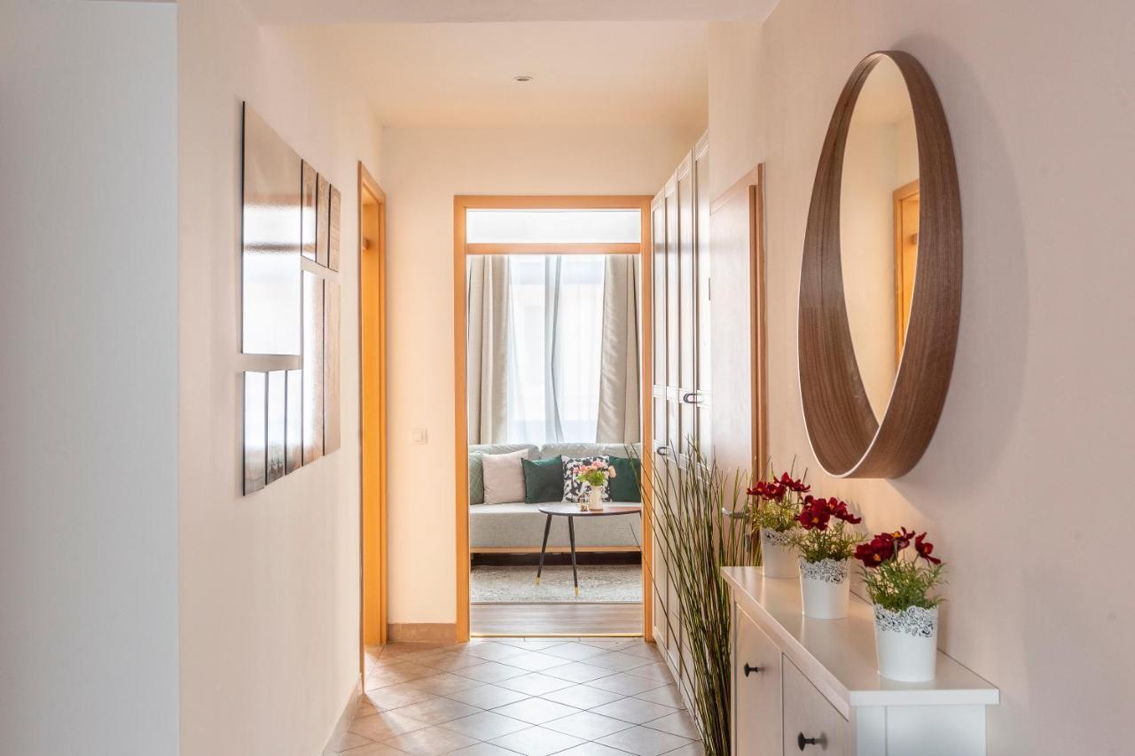 Explore Budapest From A Luxurious Cozy Apartment Экстерьер фото