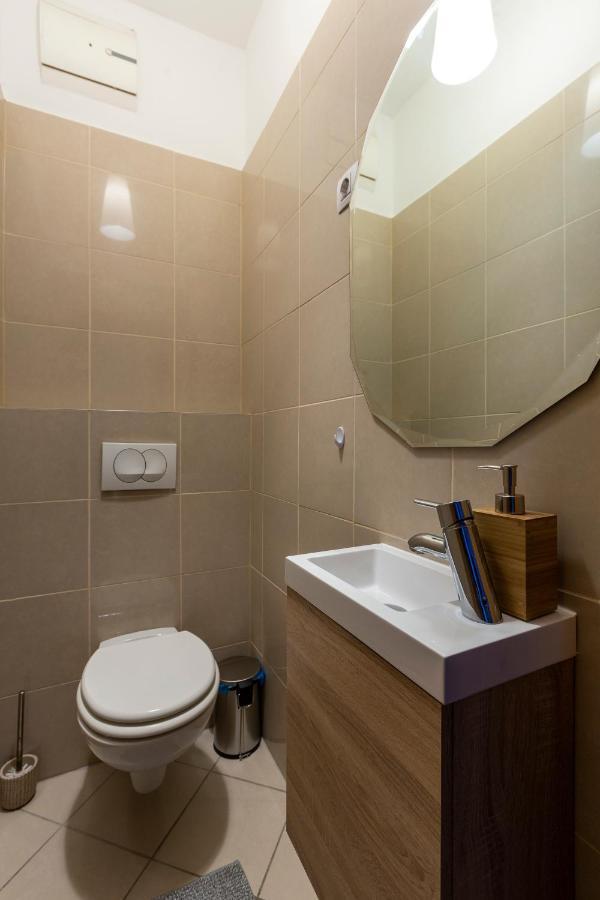 Explore Budapest From A Luxurious Cozy Apartment Экстерьер фото